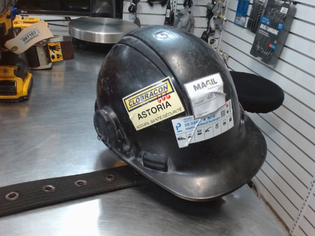 Casque de construction + oreillette