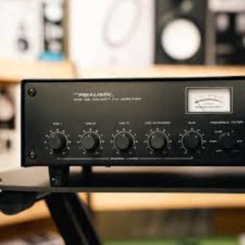 Amplie 4channel vintage