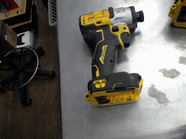 Impact dewalt 1/4