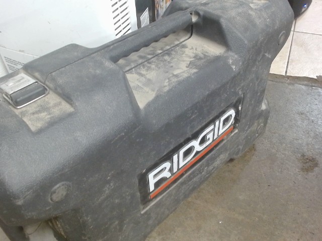 Compact press tool