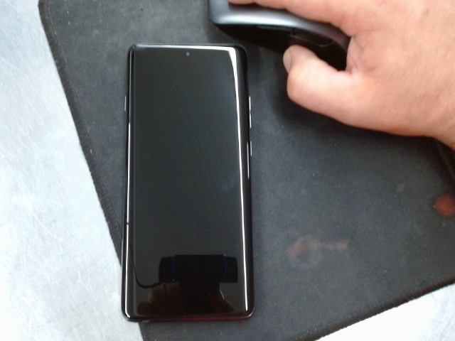 Motorola edge 2025 vert