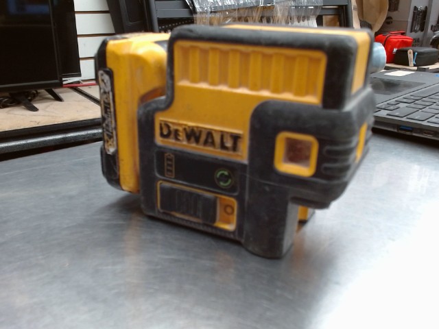 Lasere dewalt avec batterie 12v