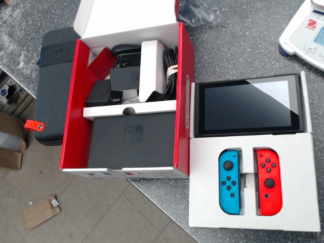 Nintendo switch complet dock, man, fils