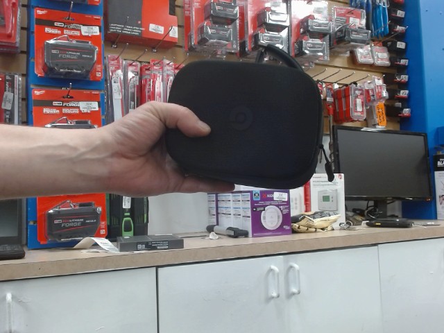 Paire headphone