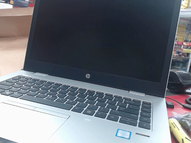 Laptop hp couleur gris