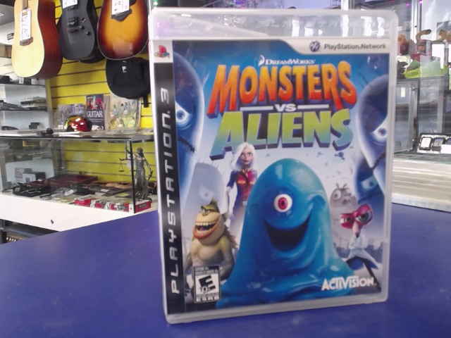 Monsters vs aliens