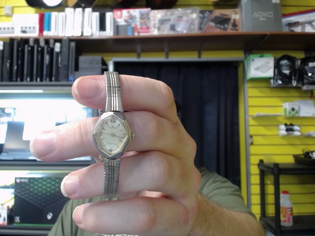 Montre vintage dor� quartz