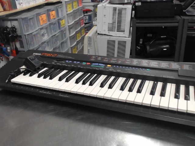 Synthetiseur clavier avec fil et stand
