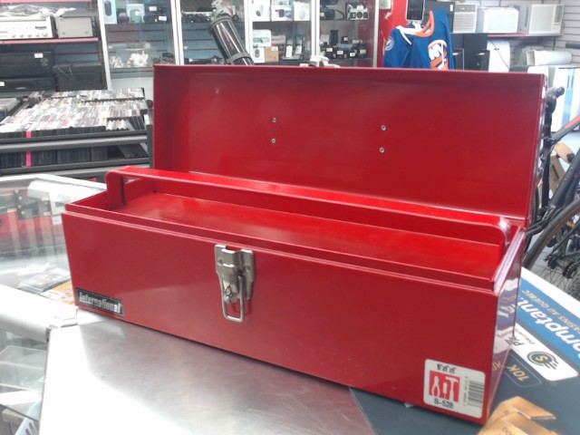 Coffre a outil metallique rouge 19x6x6