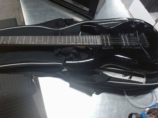 Guitar electric