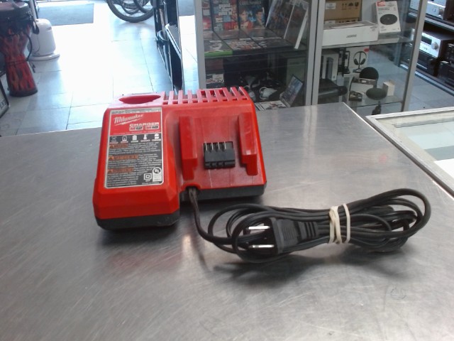 Chargeur m12 et m18