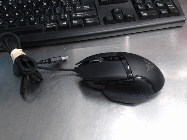 Razer basilis v3 a fil