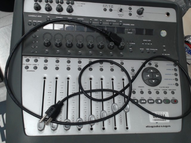 Dj mixing tcontroller