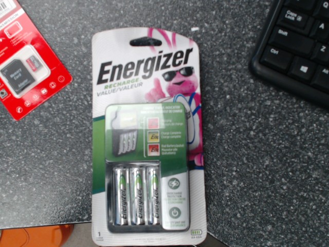 Chargeur piles 2a rechargeales
