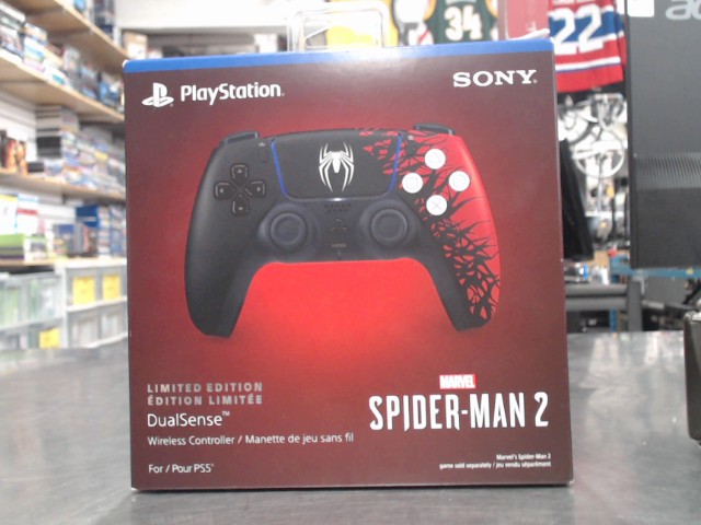 Manette edition spiderman(boite)