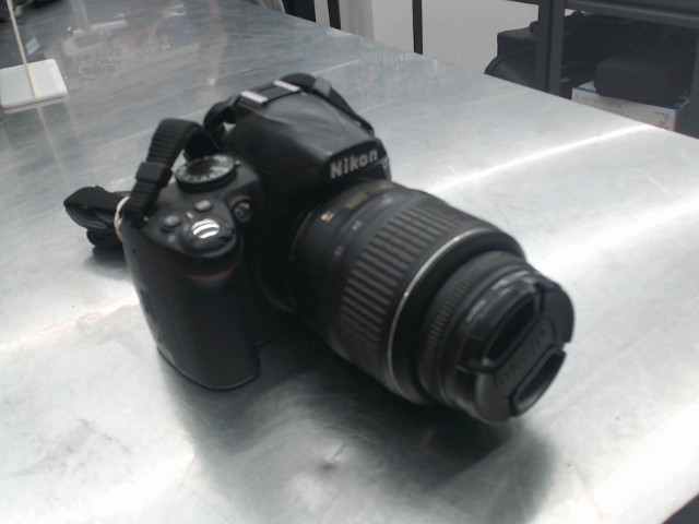 Canon d3000 appareil photo