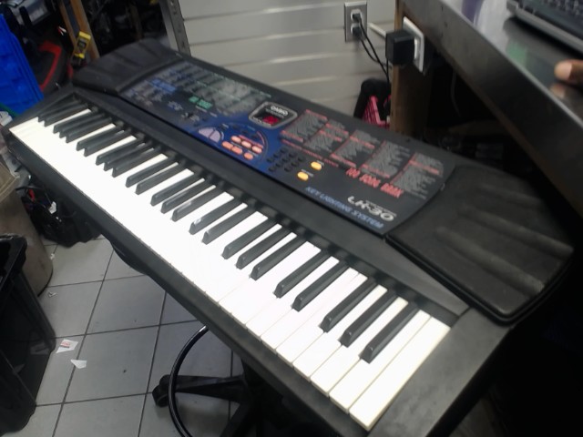 Piano key lighting system