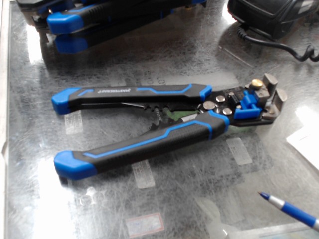 Pince a denuder calibre 10 a 24