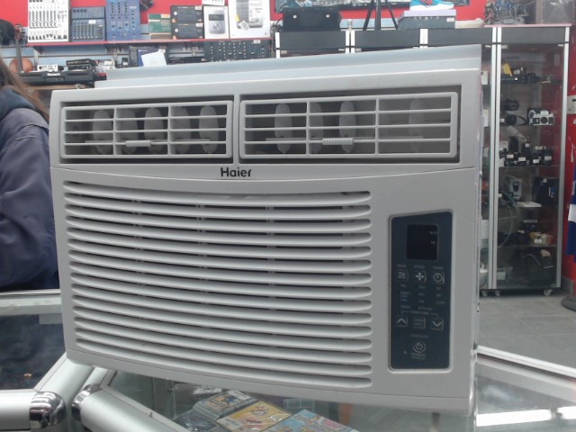 Airclimatiser fenetre de 8000 btuh