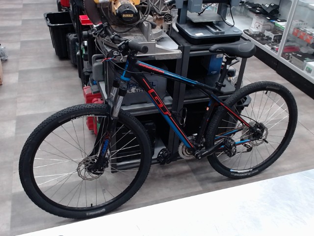 Velo de montagne