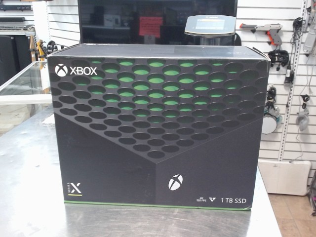 Xbox series 1tb dans boite neuve
