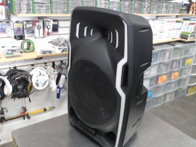 Speaker amplifier+trepied