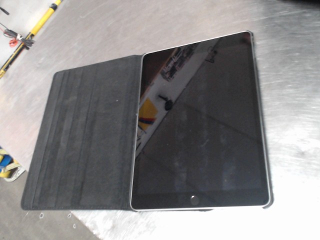 Ipad 9gen(64gb)+chargeur+case