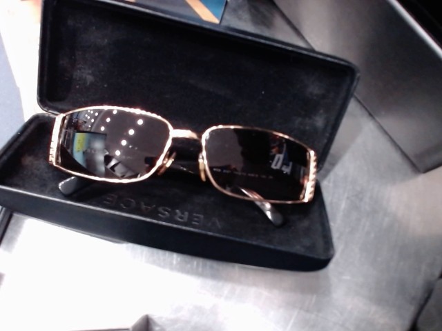 Paire lunette soleil unisex + etui