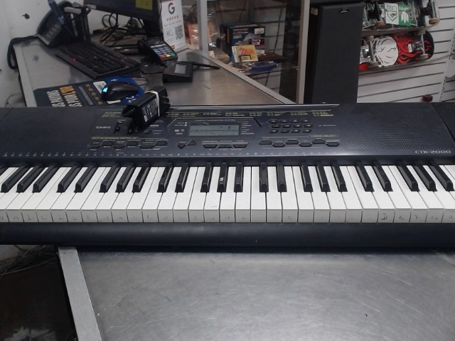 Keyboard+power supply