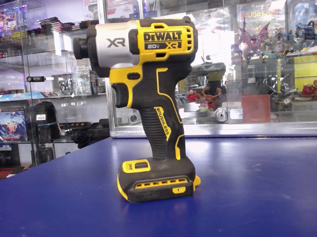 Visseuse 20v xr sans balai