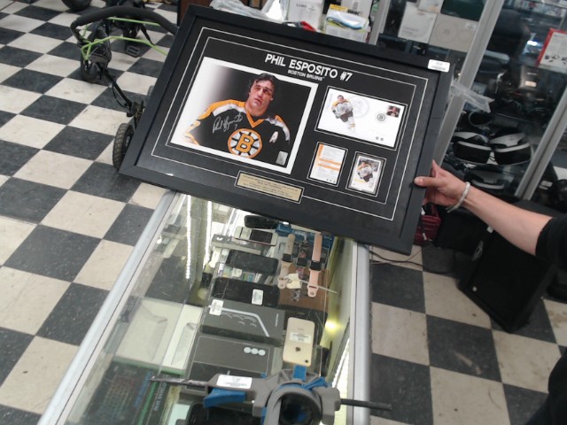 Phil esposito num 7