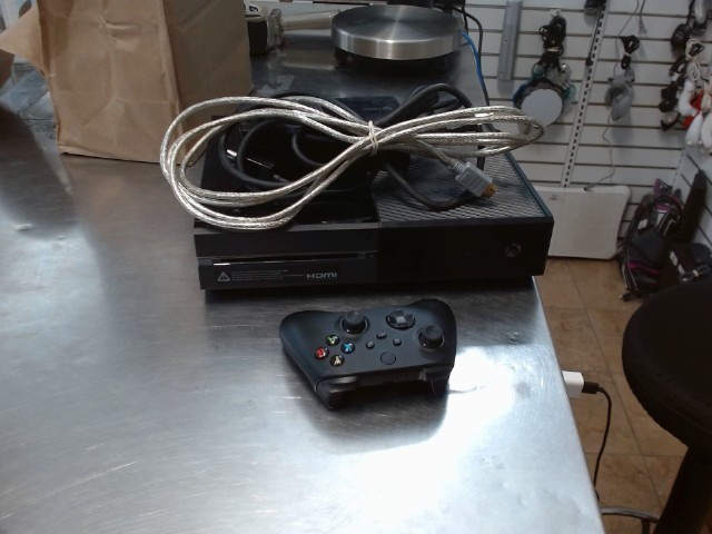 Xbox one 1st gen 500gb + man + fils