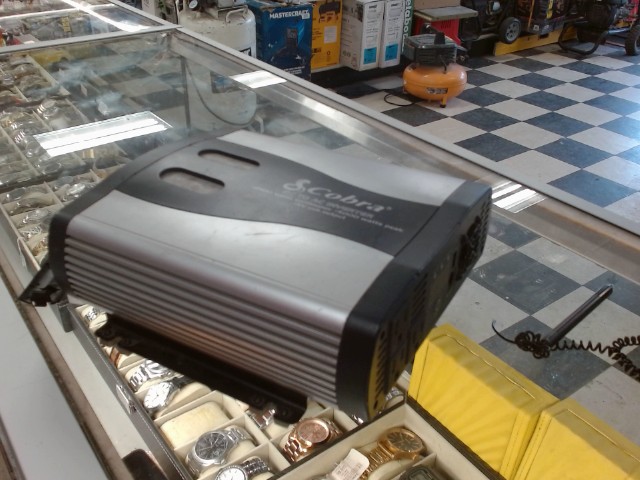 Cobra power inverter dc to ac 2500 watts
