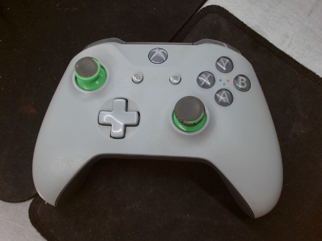 Manette xboxone gris