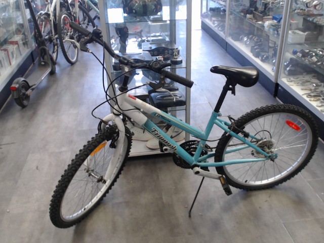 Velo enfant bleu et blanc roues 24''