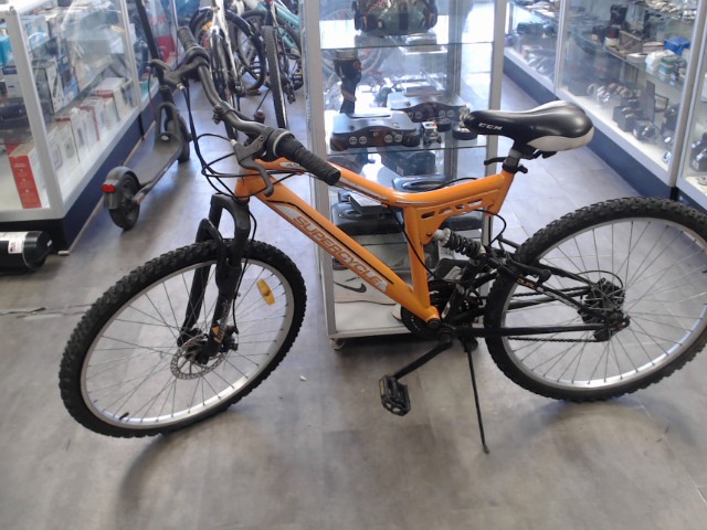Velo orange freins a disque roues 26''