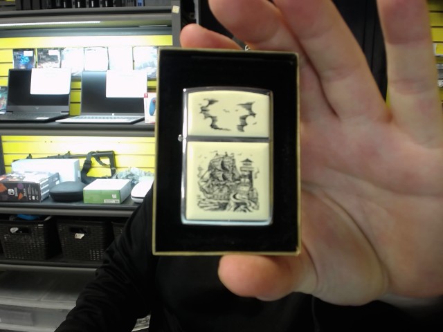 Zippo de colection ship and lighthouse