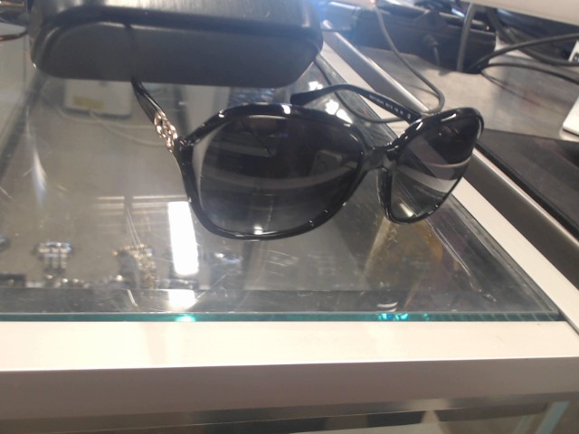 Lunette de soleil coach