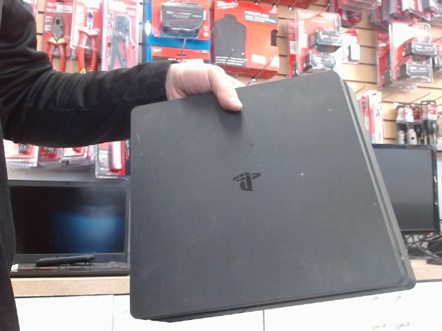 Ps4 slim