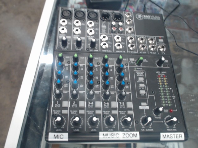 Mackie 802vlz4 8-channel mixer
