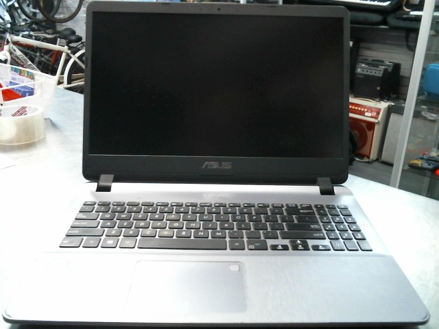 Asus i5 8250u 16g ram 256gbssd/1tb hdd