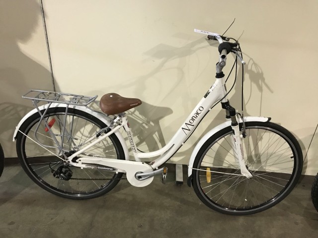 Velo blanc