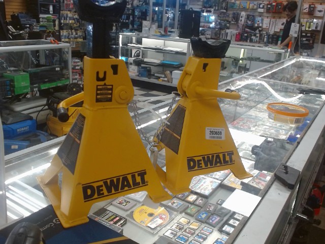 Dewalt 3-ton heavy-duty jack