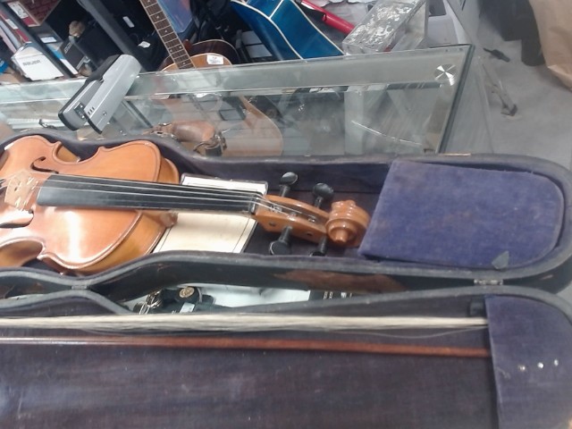 Violon generique in case