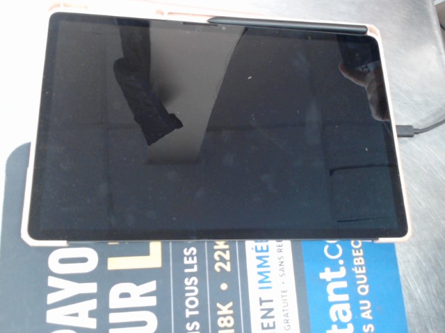 Tablette samsung avec caisse beige