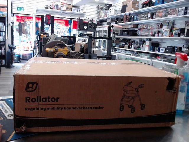 Rollator en boite neuf