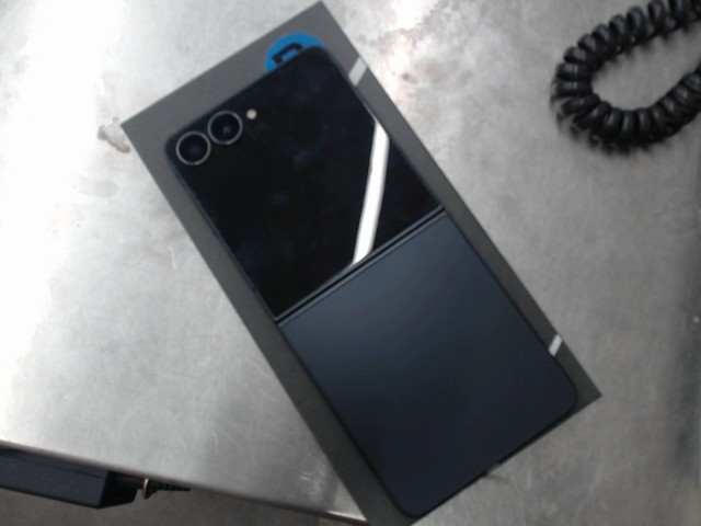 Samsung z flip 7 256gb avec boite