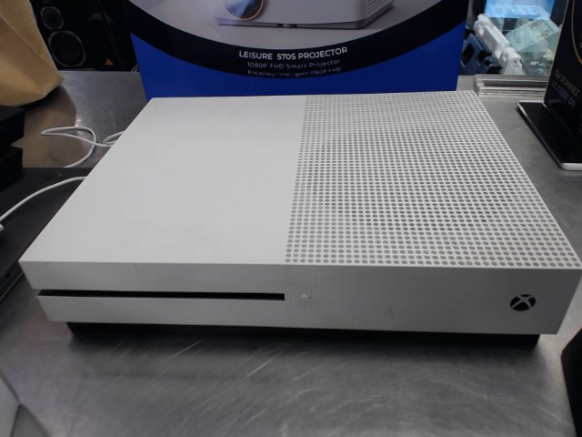 Xbox one s avec man + fil