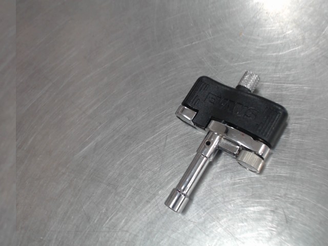 Cle pour torque drum