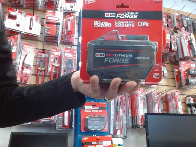 Milwaukee hd12.0 forge new / neuf